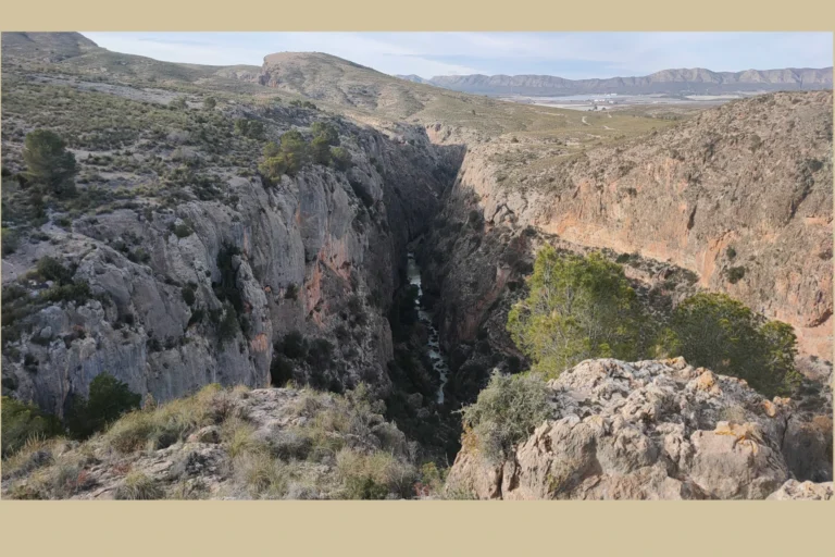 Cañón de los Almadenes
