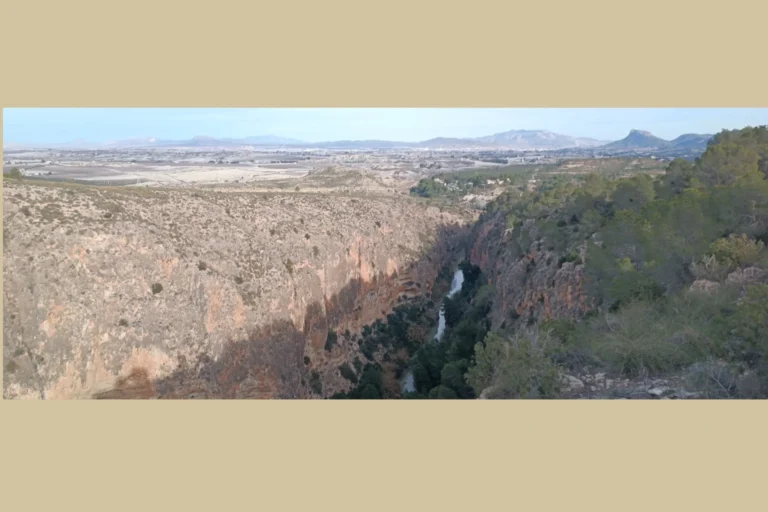 Cañón de los Almadenes